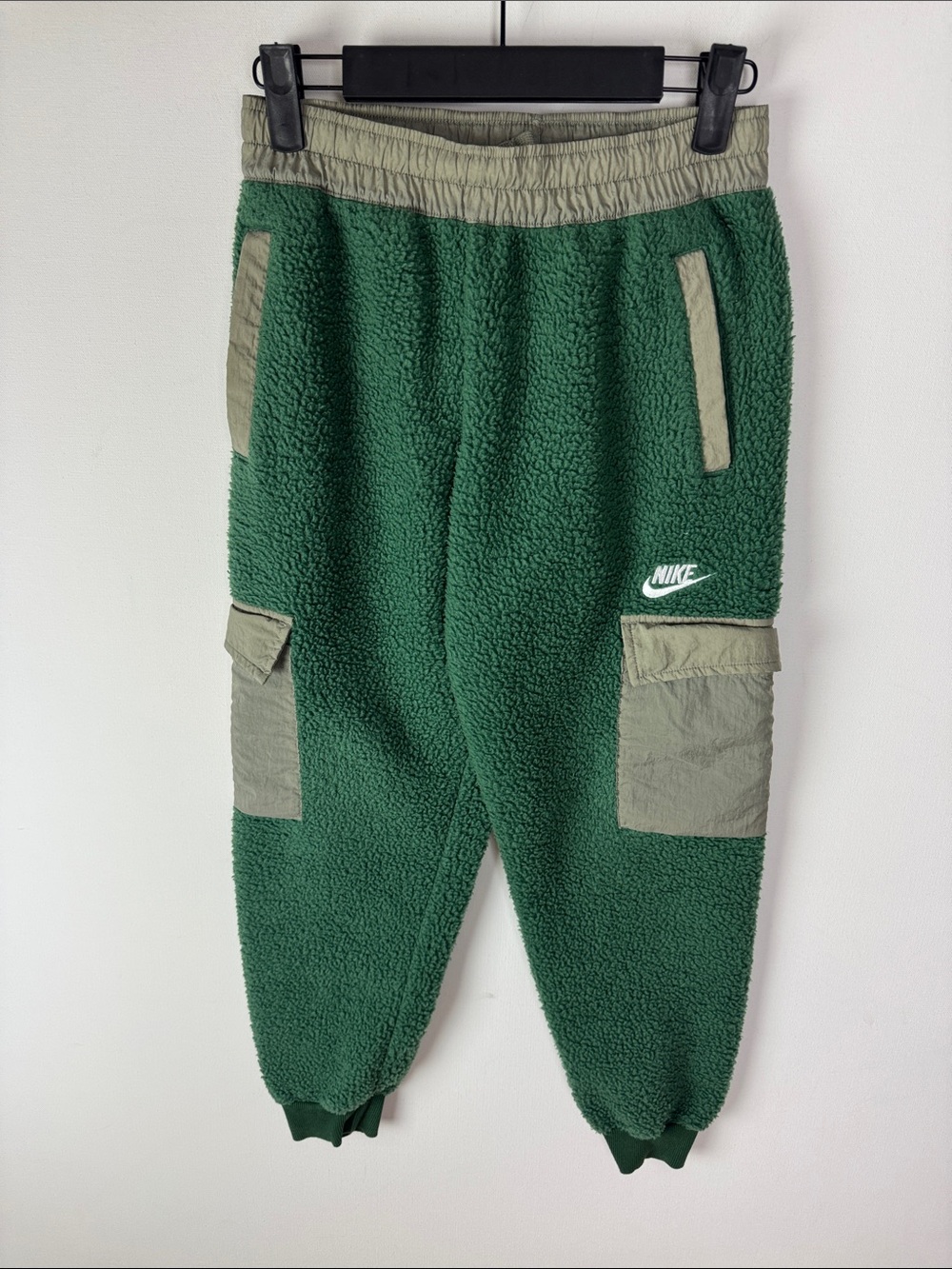 Nike Joggers - Boy's Medium